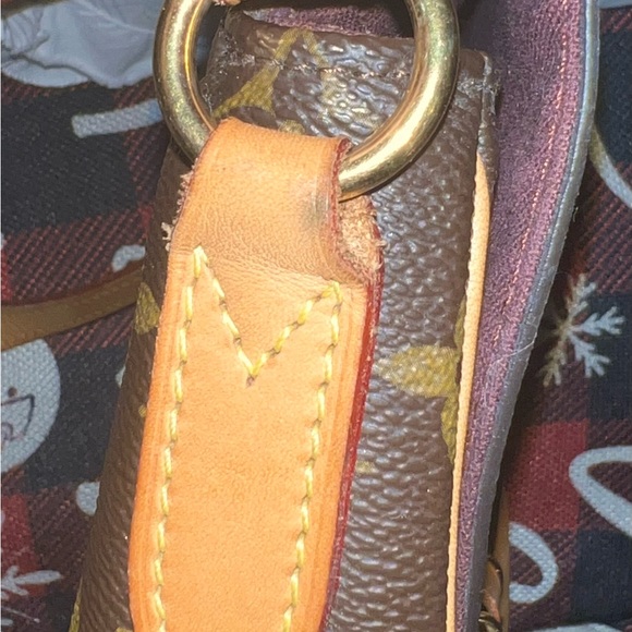 LOUIS VUITTON Saint Cloud NM MM - Picture 13 of 15